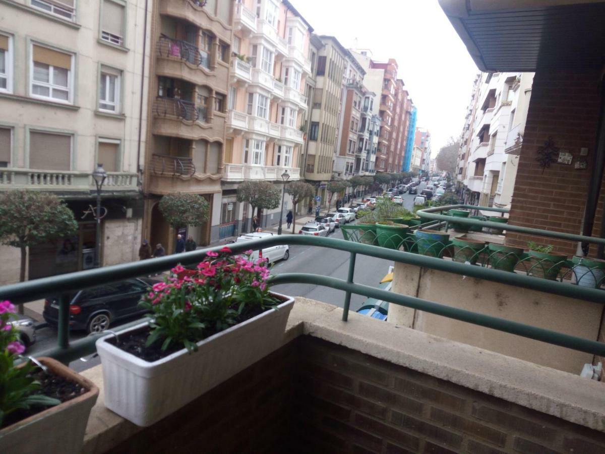 Apartamento Ayuntamiento Logroño Eksteriør billede